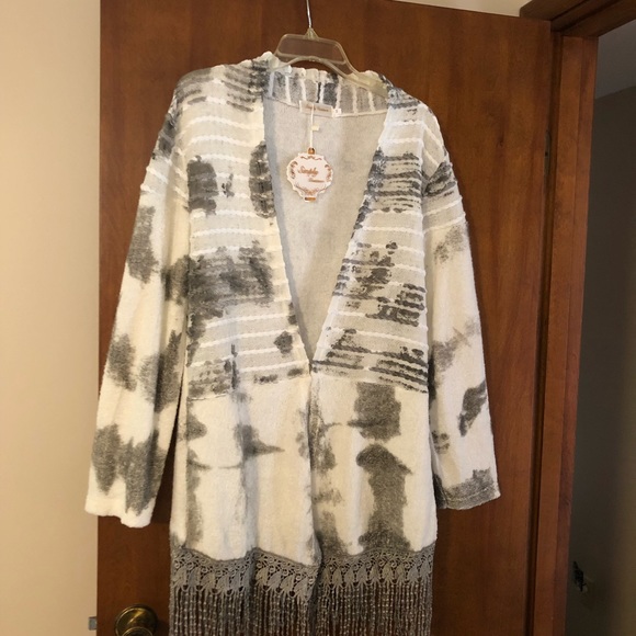 Simply Couture NWT Ladies Cardigan Sweater/Duster in Size Medium. Gray/White - Picture 11 of 15